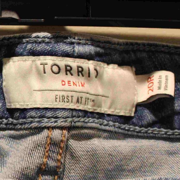 Perfect Distressed Boyfriend Jean - Sz 20R - Picture 4 of 5